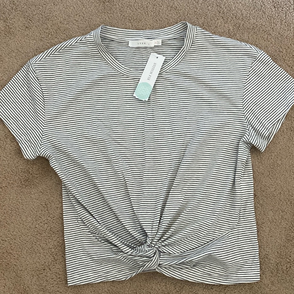Small black and white striped cropped knot t shirt